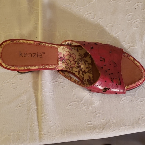 Women's sandals - Picture 2 of 5